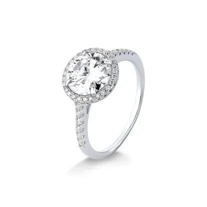 Anel Moissanite Redondo Cravejado em Prata com Banho de Rodio