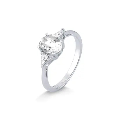 Anel Moissanite Oval 2 Triangulos em Prata com Banho de Rodio