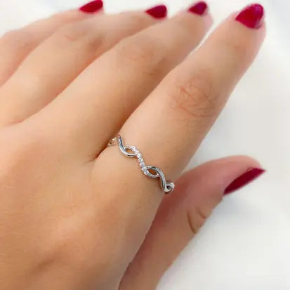 Anel Ondulado em Prata com Banho de Rodio