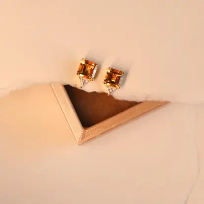 Brinco Quadrado Citrino Natural e Moissanite com Banho de Ouro
