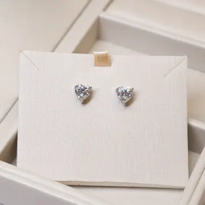 Brinco Coraçao Moissanite