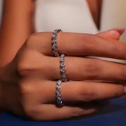 Aliança Coraçoes de Zirconia em Prata 925 com Rodio